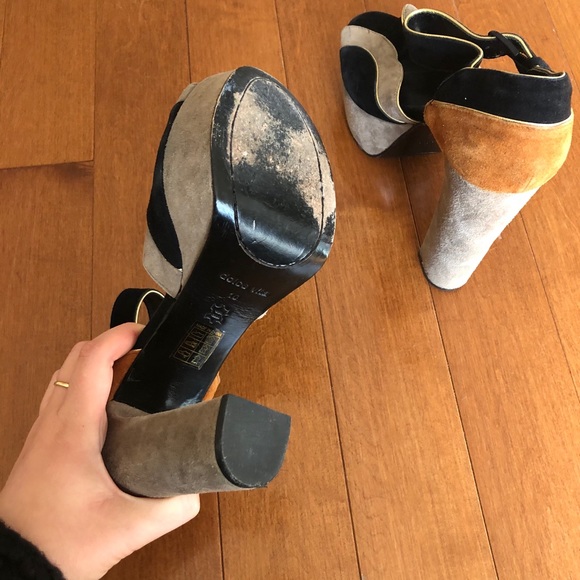 Dolce Vita Platform Heels - Picture 4 of 5